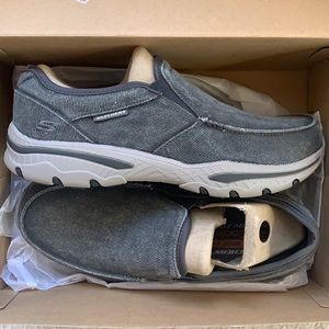 Men’s Skechers Extra Wide Fit with Memory Foam